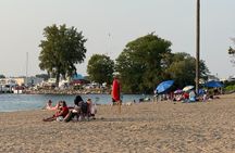 Detroit Belle Isle Highlights Tour with Private Transportation