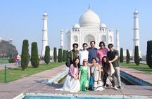 Skip the line Taj Mahal and Agra Fort Tour with Guide
