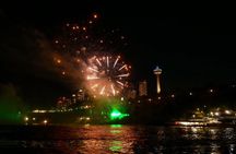Niagara Falls Night Tour Dinner and Fireworks Boat Cruise