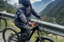 Death Road Biking Bolivia Full day BIke Tour from La Paz