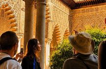 Royal Alcazar Experience: Guided Tour with Fast-Track Tickets