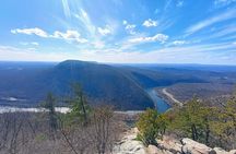 Private Guided Poconos Hiking Tour with Lunch and Transfer
