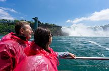 Niagara Falls Open Air Cart Tour with Boat Cruise