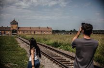 Auschwitz Birkenau Guided Tour with Private Transfer and Tickets