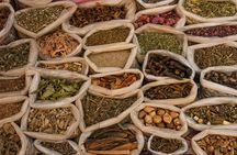 Old Delhi Spice Market, Street Food & Rickshaw Tour