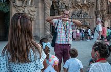 Barcelona Sagrada Familia Small Group Tour for Kids & Families