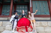 Seoul Old Meets New: Palace, Bukchon & Gwangjang Market