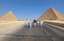 Private VIP Giza Pyramids and Sphinx Tour with Camel Ride