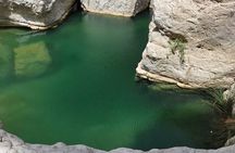 Sharing Wadi Shab Bimmah Sinkhole Romantic Cave Fins Beach Tour