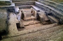 Santa Ana Volcano & UNESCO Maya Village with a Naturalist Guide