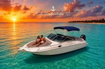 Mini yacht Searay Champagne Scenic Sunsetcruise - Private