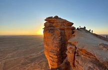 Edge of the World Sunset Adventure with 4x4 Drive from Riyadh