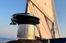 Sail to Dia Island A Mini Getaway with a Guide