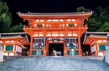 Evening Tour of Fushimi Inari Shrine Lanterns Scenic Views