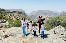 Sharing Tour to Nizwa Fort & Souq, Birkat Al Mouz & Jebel Akhdar