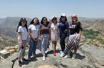 Sharing Tour to Nizwa Fort & Souq, Birkat Al Mouz & Jebel Akhdar