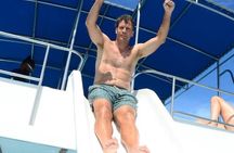 Private Boat Cruise with Snorkel Open Bar and Natural Pool