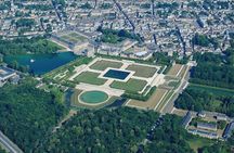 From Paris Château de Fontainebleau and Gardens Guided Day Trip
