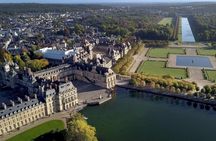 From Paris Château de Fontainebleau and Gardens Guided Day Trip