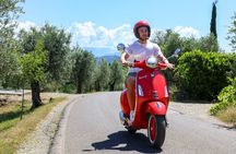 Chianti and Tuscany Hills Vespa Tour with Lunch and Wine Tasting