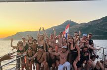 Dubrovnik Boat Party: DJs, Swim, Free Drinks & Club Entry