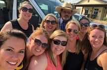 Visit 3 Wineries with Tasting and Lunch in Fredericksburg