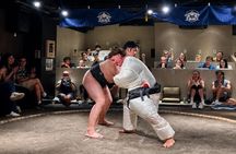 Tokyo Shinjuku Kabukicho: Live Sumo Show, Challenge & Photo