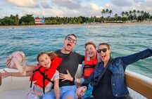 Luxury Boat Adventure to Three City Mangroves and Coastal Reefs