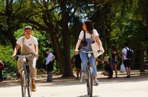 Premium Small Group Bike Tour in Barcelona with Local Guide
