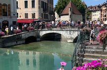 Annecy Old Town Walking Tour Canals & Lake