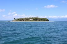 Low Island and Lagoon Snorkeling with Beach Access