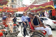 Private Hanoi Old Quarter Cyclo Tour with Street Food & Drinks
