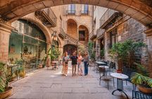 Barcelona: Montjuic, Cable Car, Harbour Cruise and Old Town Tour