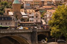 5-Day Best of Georgia Private Tour with Hotels, Meals & Guide