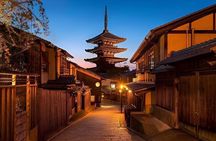 Discover Kyoto at Night by Bike
