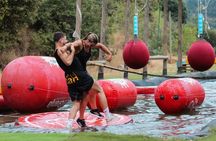Yellow Humor and Obstacle Course in Barcelona