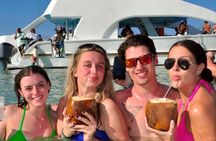 Catamaran Yacht Party Boat Puerto Plata Snorkeling and Open Bar