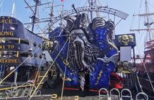 Alanya Pirate Boat Tour with Lunch and Soft Drinks