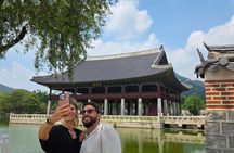 This is Seoul today Private Tour by Sedan