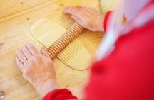 PRIVATE Tuscan Home Cooking Class & Wine in Chianti with Diana