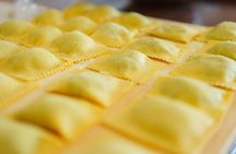 PRIVATE Tuscan Home Cooking Class & Wine in Chianti with Diana