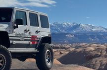Private Hell's Revenge Jeep Tour in Moab