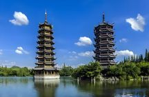 Guilin Private Day Tour Reed Flute Cave and Elephant Trunk Hill