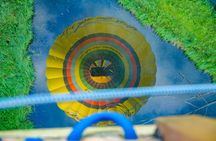 Overview of the Loire Valley and its castles in Hot Air Balloon