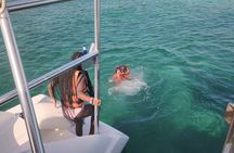 Cancun Catamaran Isla Mujeres, Snorkel Buffet and Open Bar