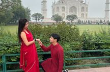 Taj Mahal Day Tour from Hyderabad with Flights and Lunch