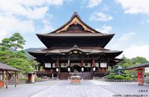 Snow Monkey Park, Zenko-ji Temple & Foodie Tour from Nagano
