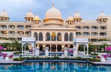 Udaipur Private City Tour with Local Guide and Tuk-Tuk