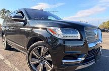 Los Angeles Luxury Private Tour For Up To 7 Passengers