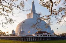 Anuradhapura Private Tuk Tuk Tour with a Licensed Local Guide